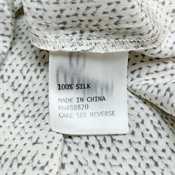 Cynthia Rowley 100% Silk Blouse Size Medium - Picture 5 of 8